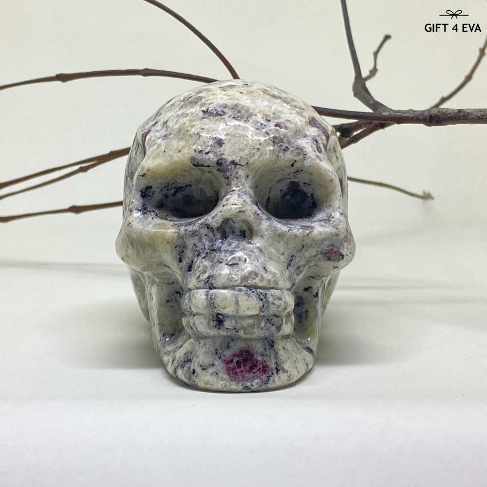 Garnet Skull
