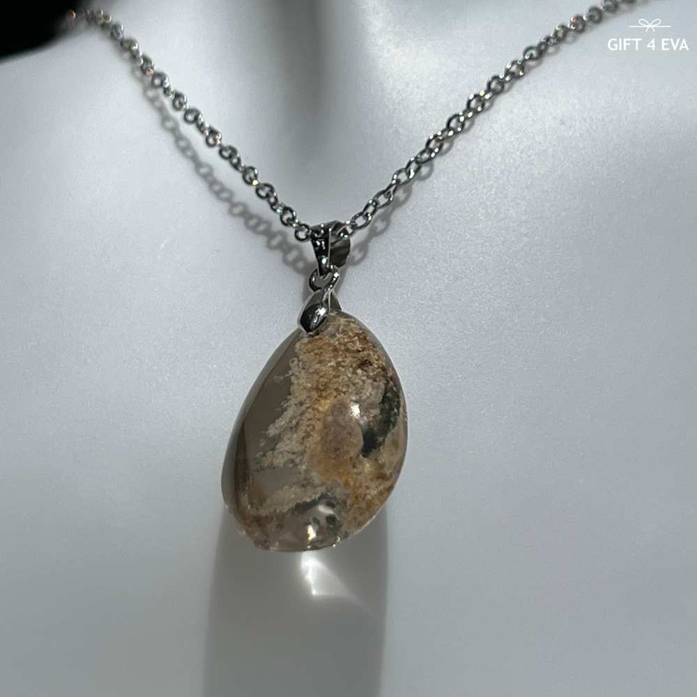 Garden Quartz Pendant Necklace
