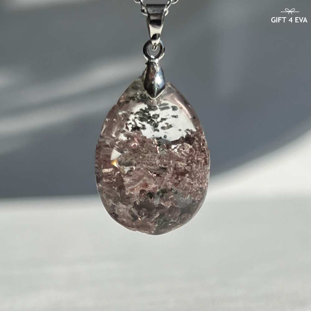 Garden Quartz Pendant Necklace