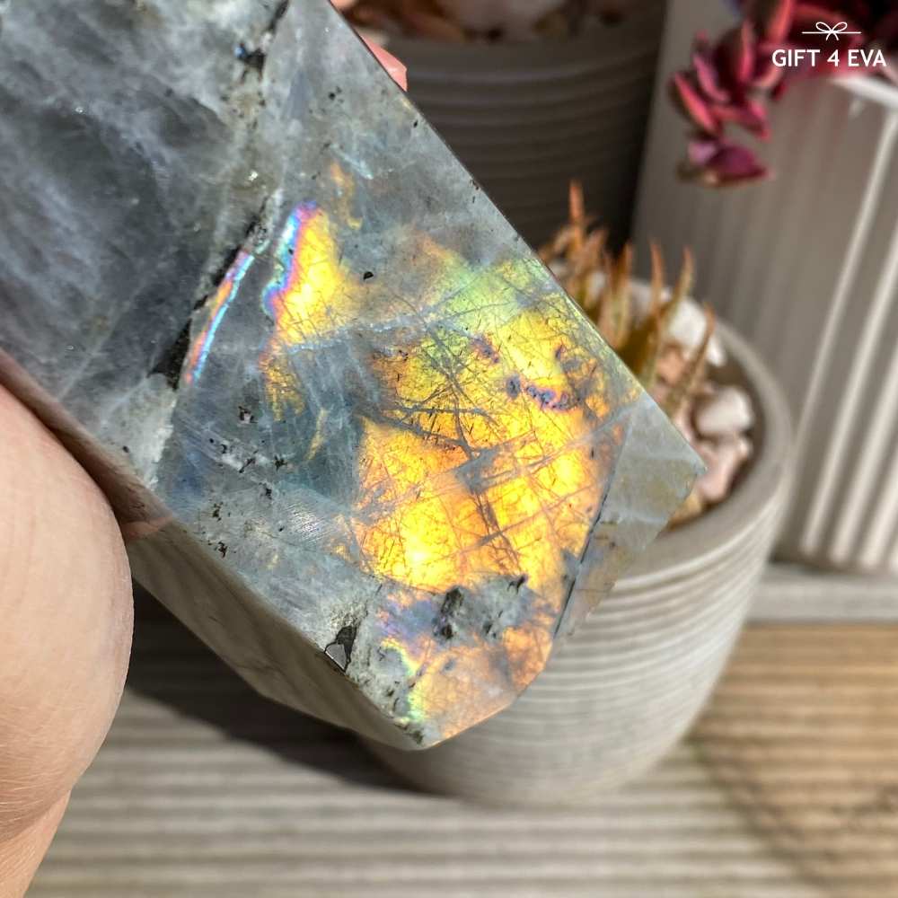 Labradorite Tower 628G