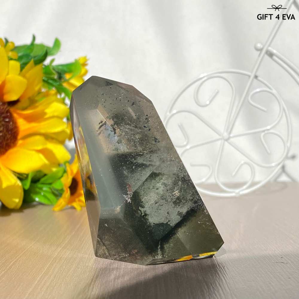 Garden Quartz Chlorite Phantom Mountain Free Form 155G