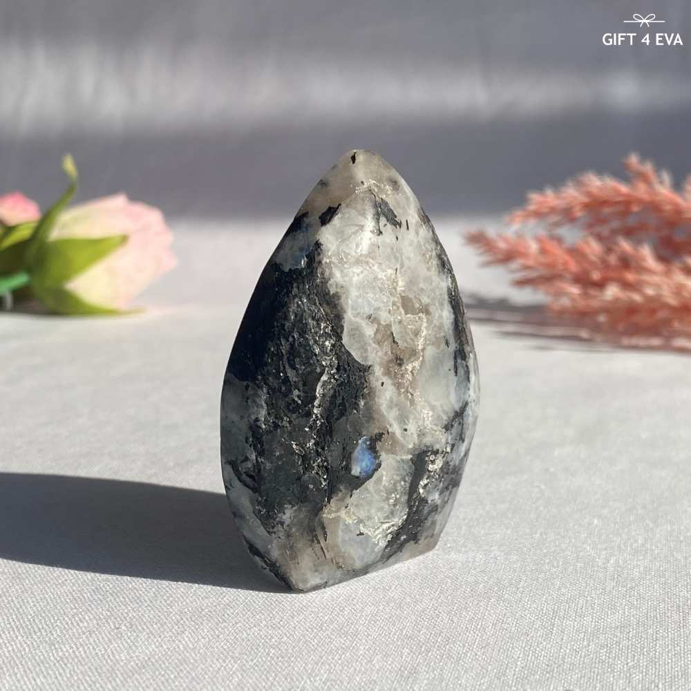 Moonstone Free Form